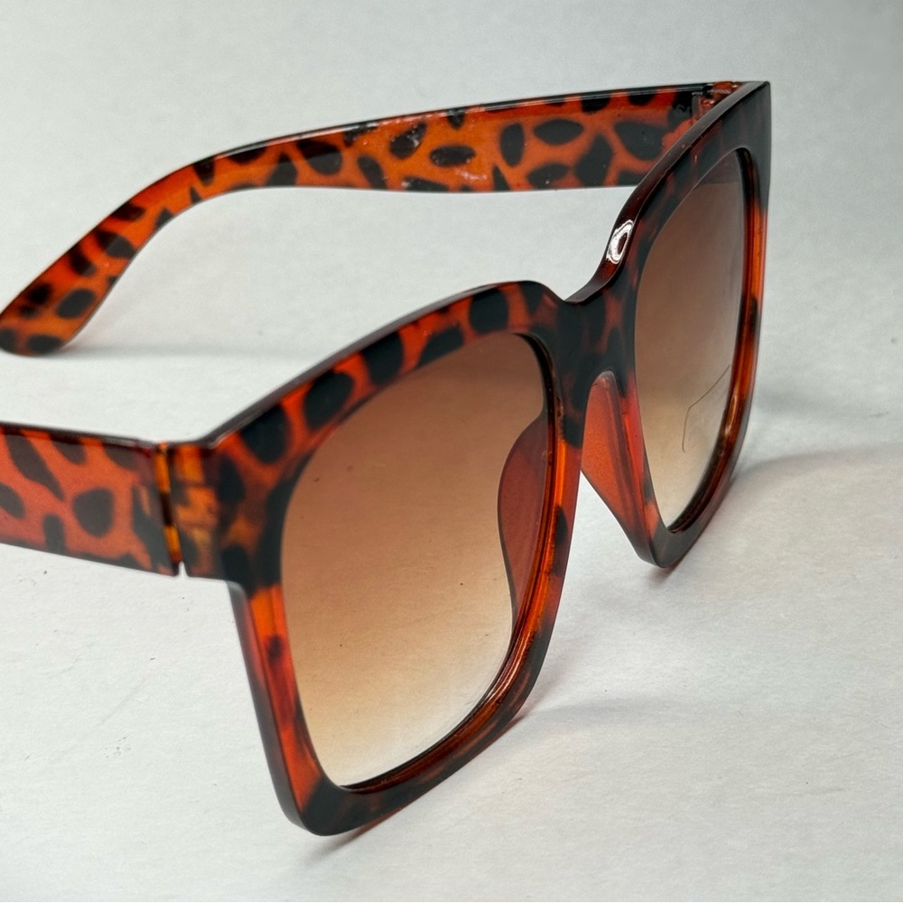Oversized Leopard Print Sunglasses Square Frame Retro Gradient Lenses